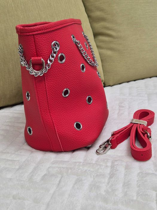 Дамска чанта чисто нова