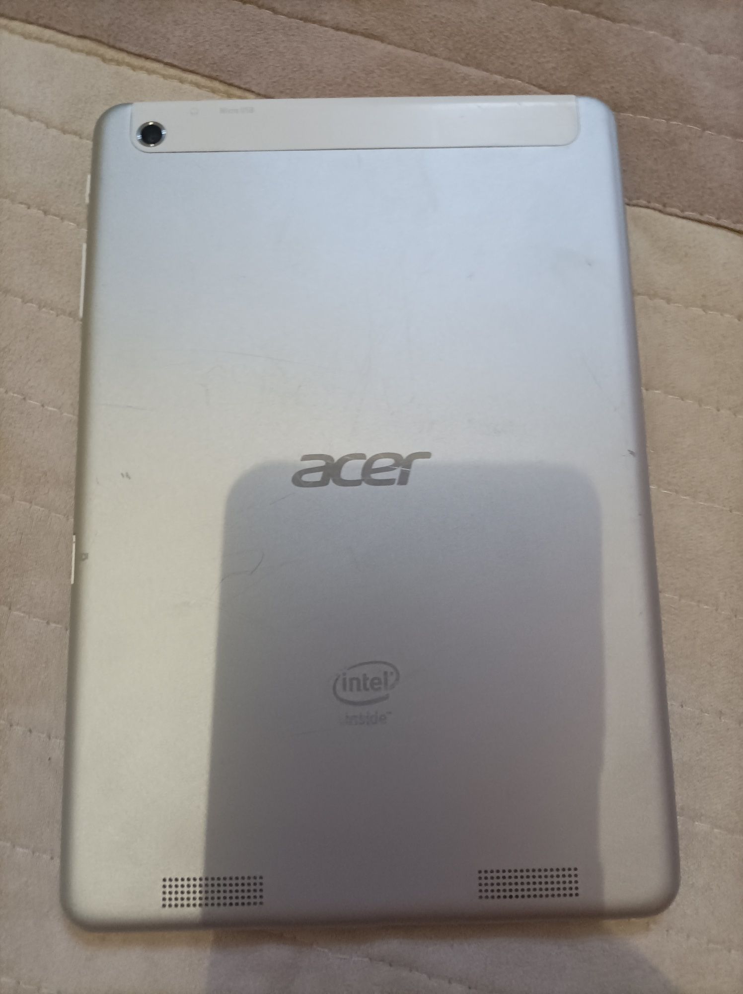Acer lconia A 1 -830 16 GB