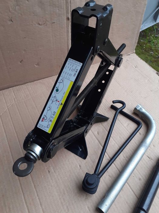 Cric,cheie roti,cui-tractare VW Tiguan, Caddy, SKODA Kodiaq, AUDI Q3