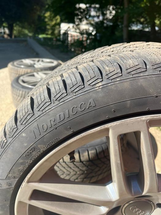 Vând jante originale Audi R 18 + cauciucuri