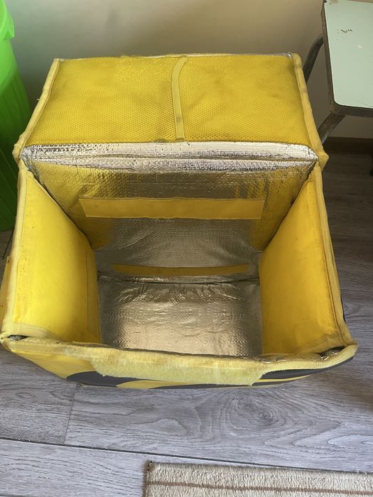 Yandex sumka sotiladi