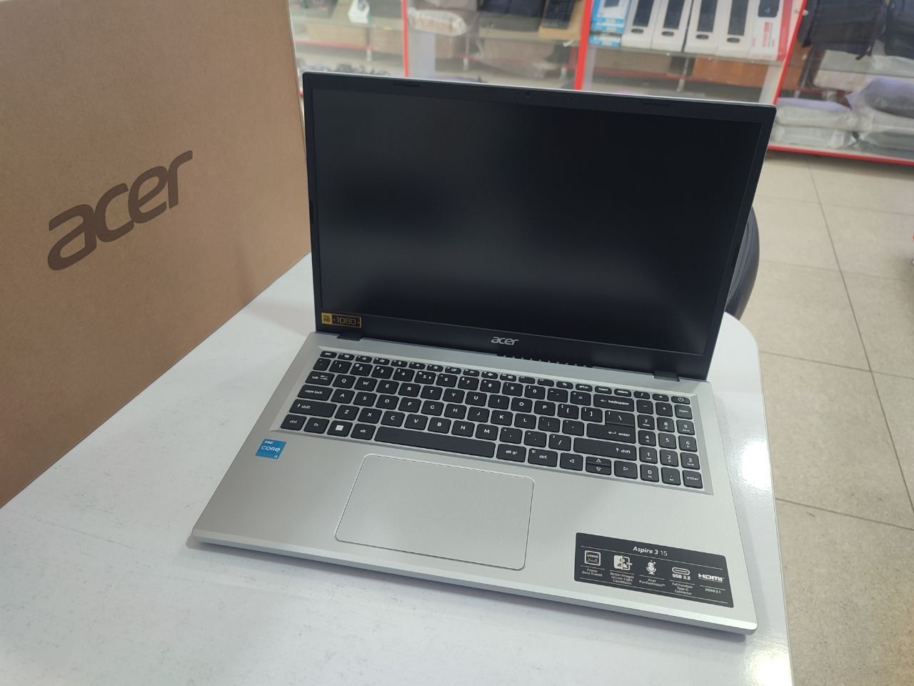 Acer core i3 13 avlod yangi noutbuk