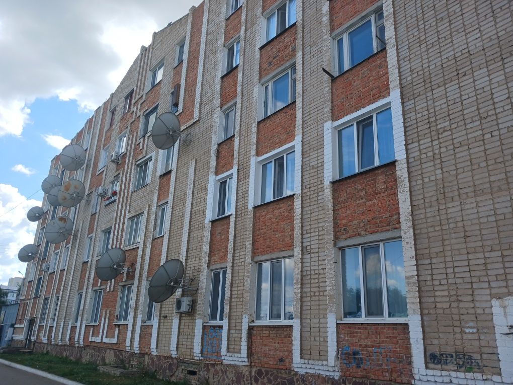Продам квартиру 3 комнатную