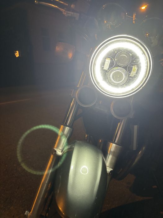 Suzuki GSX 750 inazuma