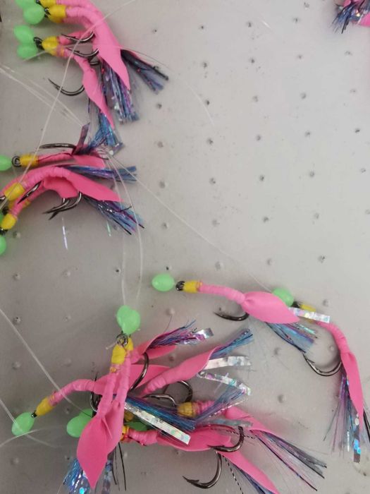 Țaparine,muste artificiale scrumbie