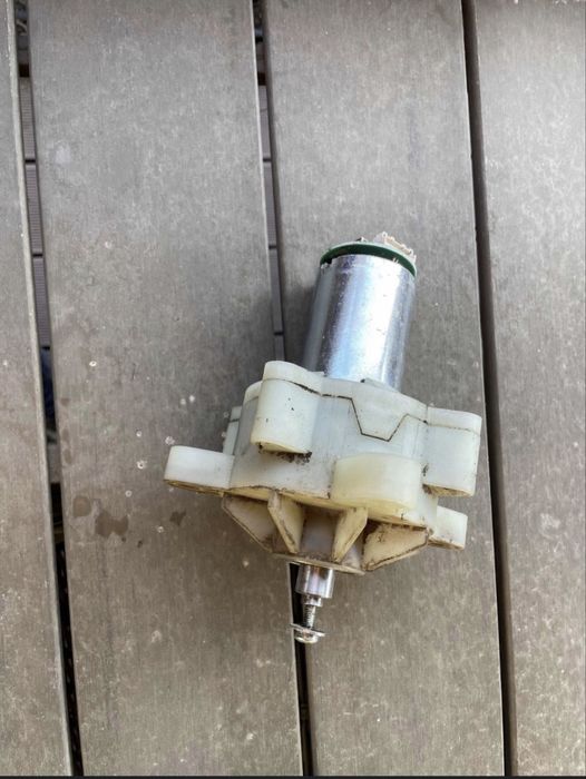 Bosch indego 1000 connect robot tuns