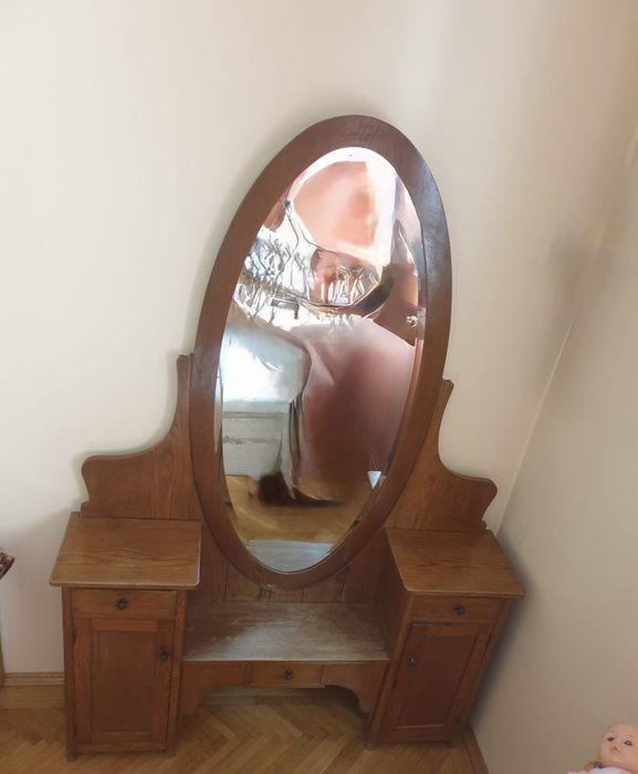 Vând mobilier vintage din lemn masiv de stejar