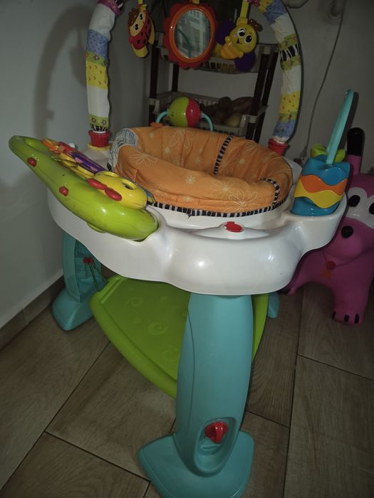 Centru de activitati cu trambulina