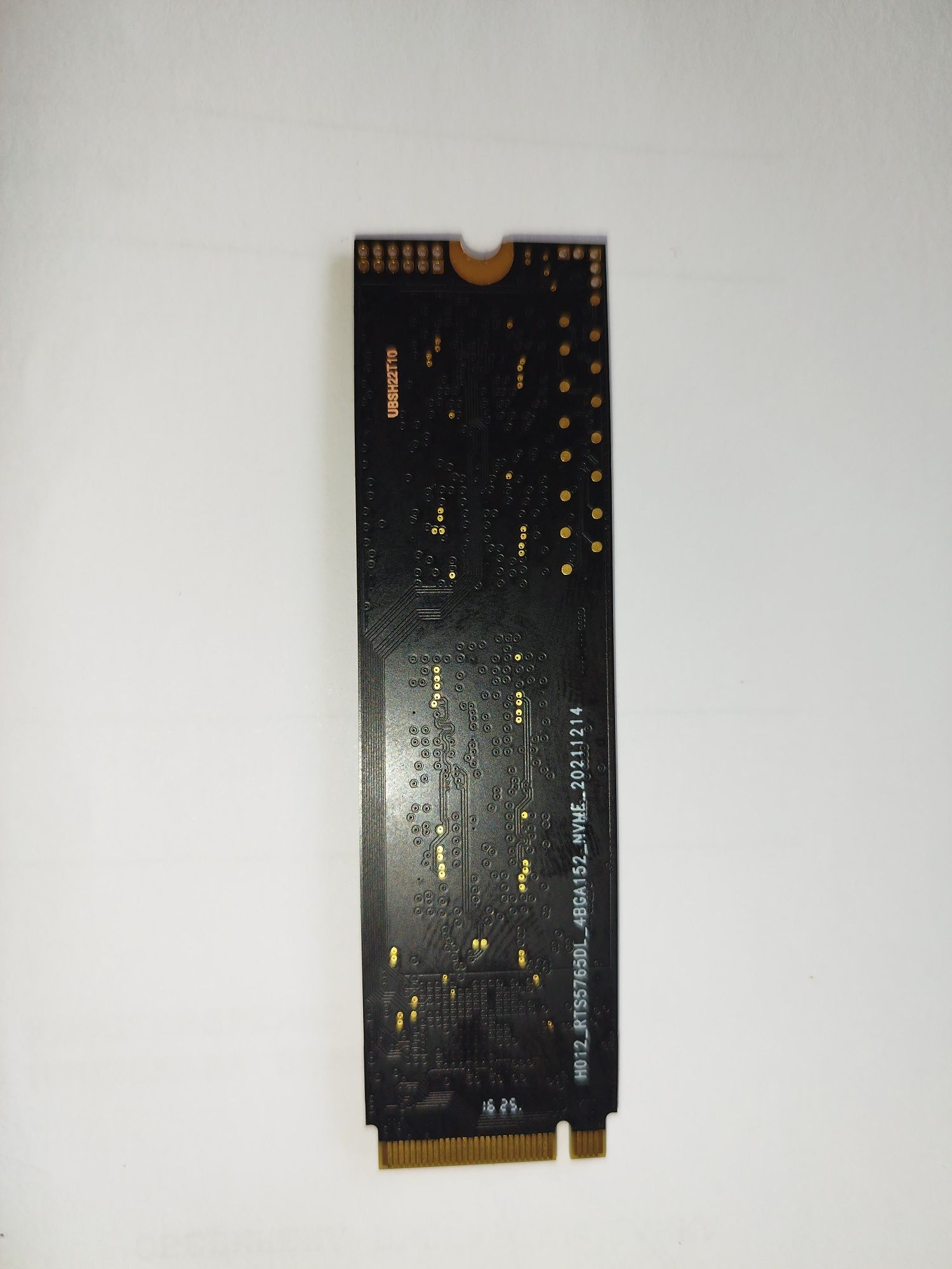 PCIe 3.0 NVME SSD Bestoss 256GB - чисто ново
