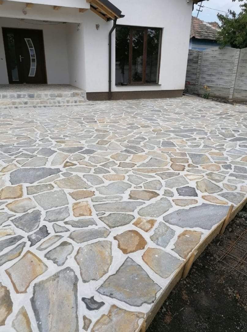 Piatra naturala de munte pentru placarea și pavare prin curte