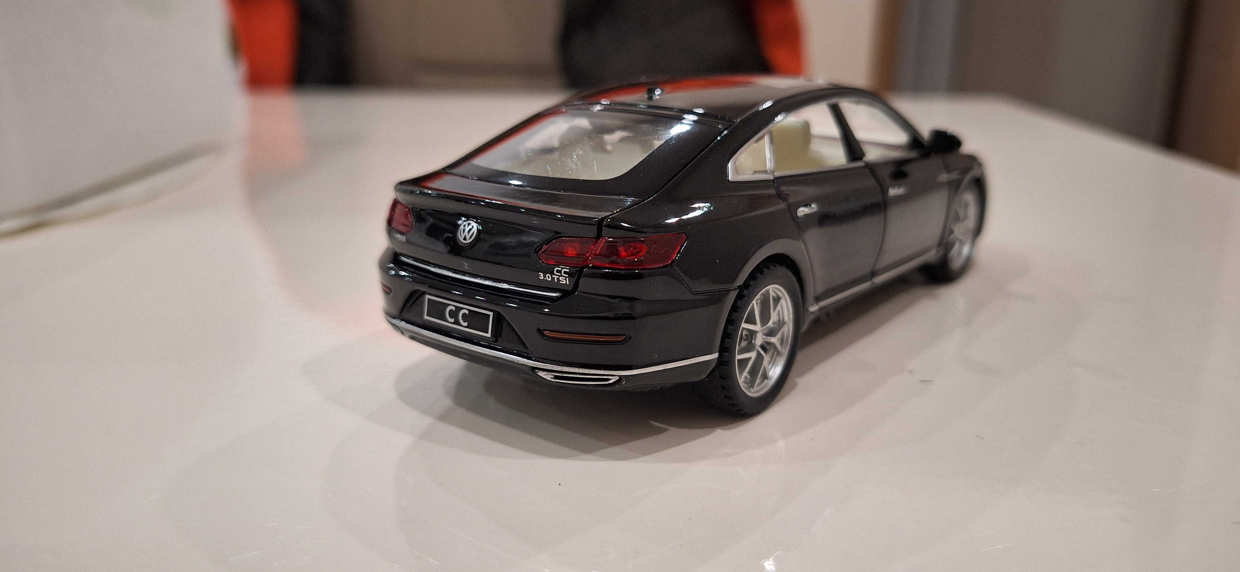 VW Arteon Артеон 1:32 отваряеми врати, капак, светещи фарове и стопове