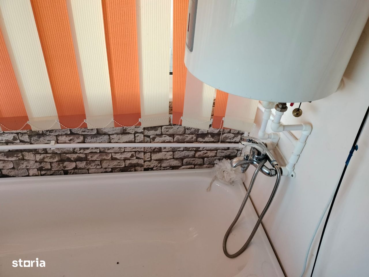 vand casa jud Giurgiu, com Stanesti, sat Oncesti,