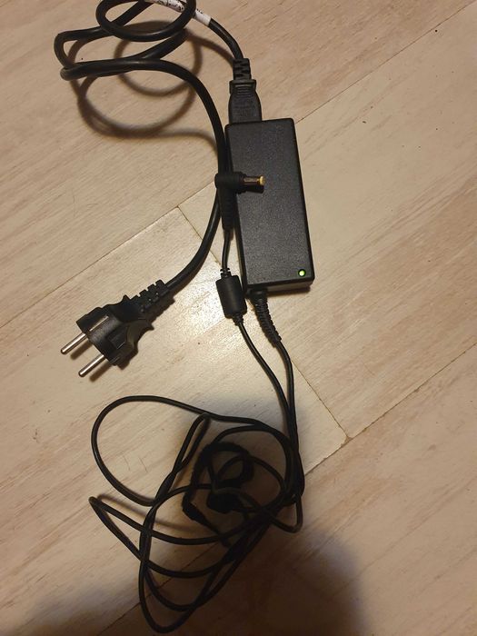 Incarcator alimentator original Acer Delta 65W 19V 3.42A SADP-65KB D