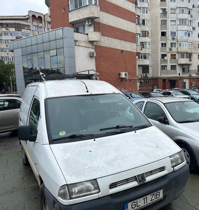 Vând autoutilitară Peugeot Expert