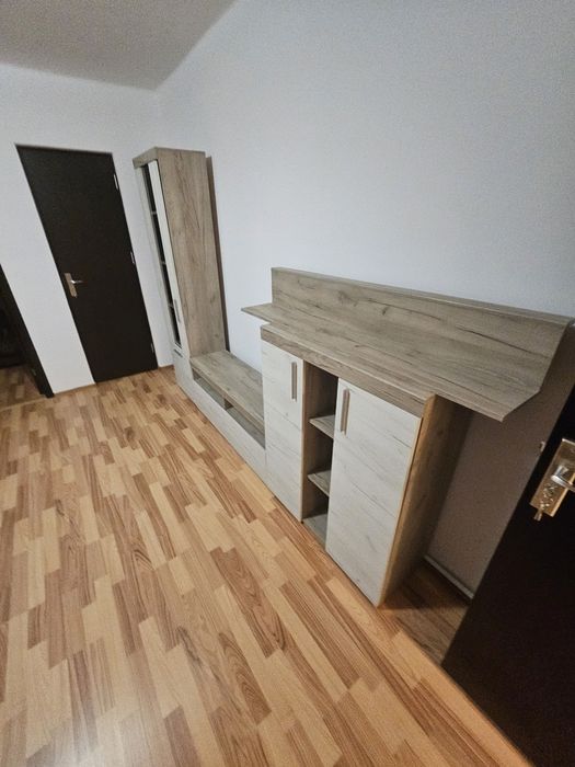 Vand apartament in centrul orasului Onesti etaj intermediar