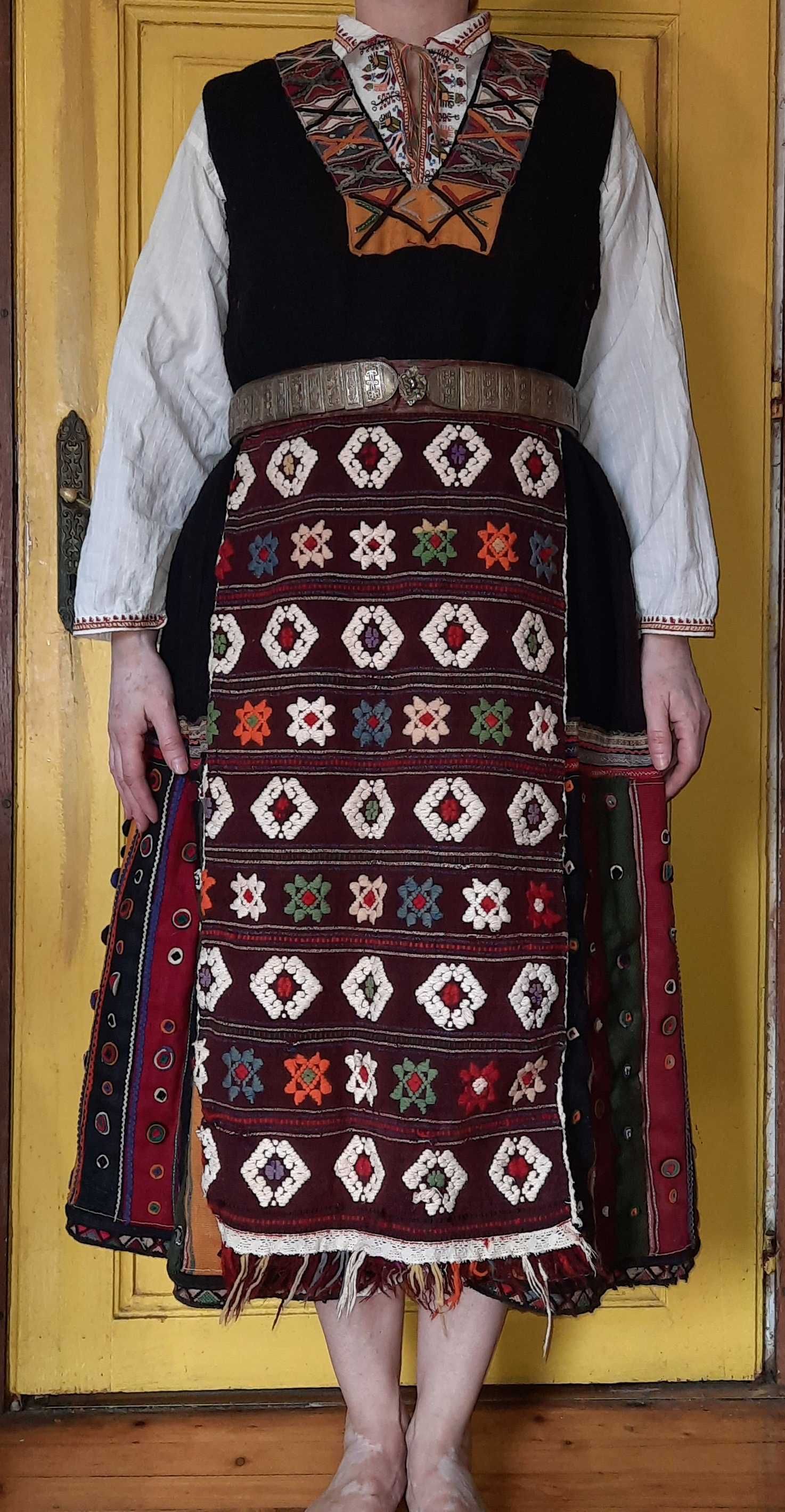 Автентична тракийска носия