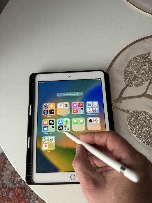 Tableta Ipad 7th 32Gb + 5G sim cellular+pen stilou-Gold Rose - impecab