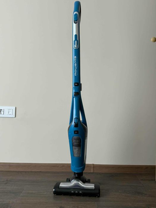 Вертикална безжична прахосмукачка Rowenta Dual Force 2 in 1