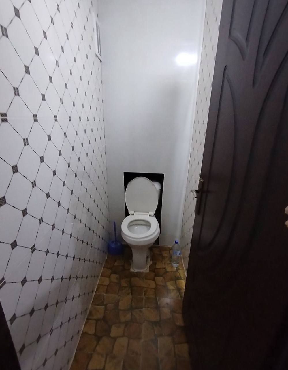 Квартира на Дархан 2/2/9 общ пл 65м  Отдельный вход
