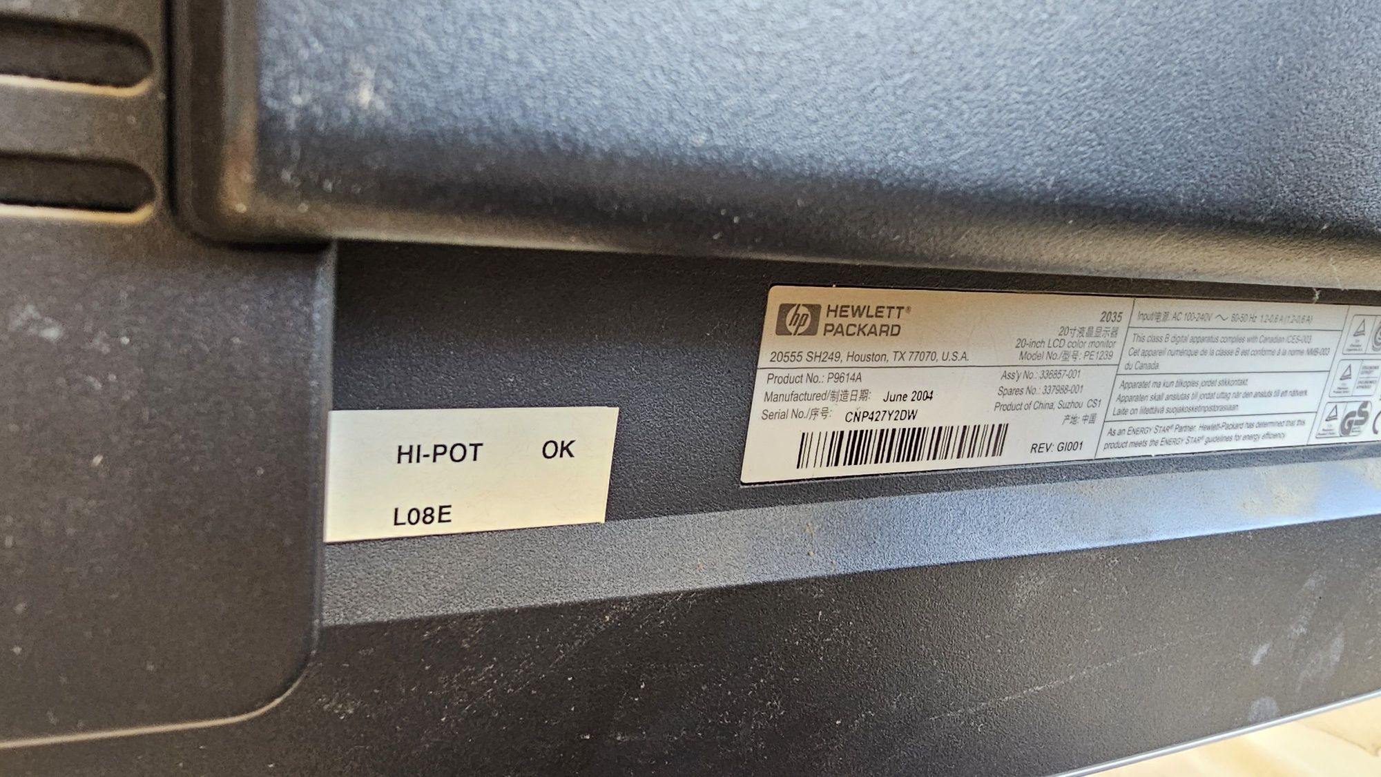 Продавам монитор hp 20 35