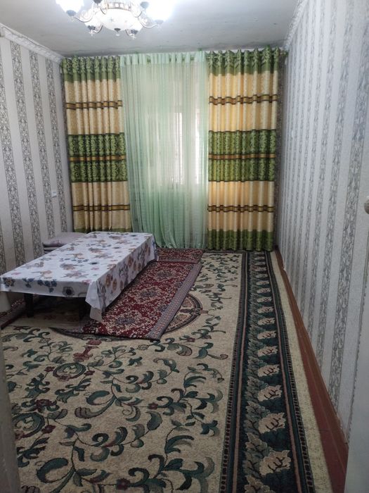 Uy sotiladi Zarafshan shahar 4-10-xxx 2xona 3xona qilingan