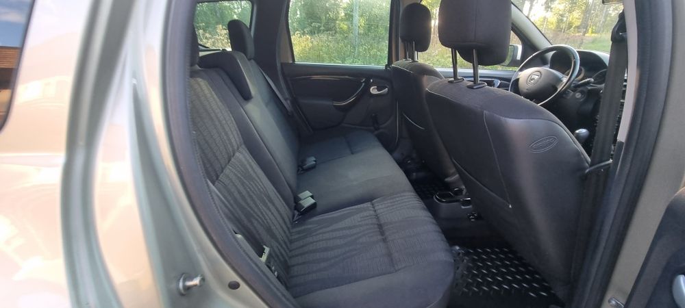 Dacia Duster 1.5 dci 110cp/4X4/Euro 5