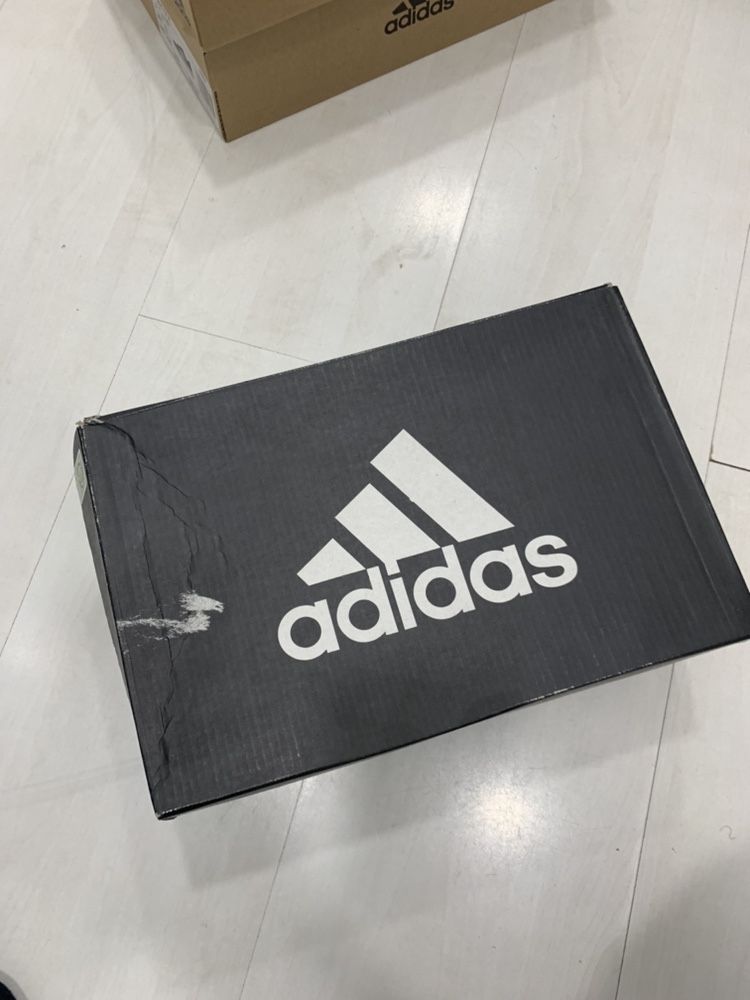 Adidas маратонки за момче