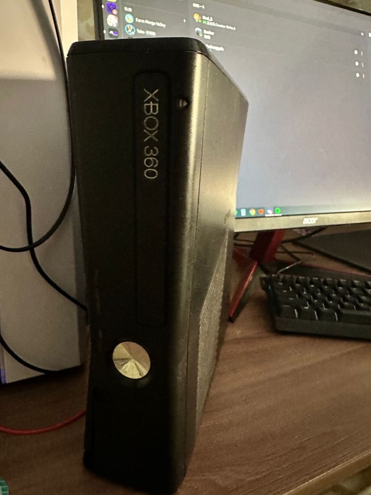 Xbox 360 продается с 200+ играми
