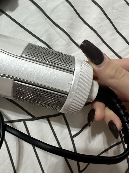 Remington четка-сешоар за обем и оформяне на коса