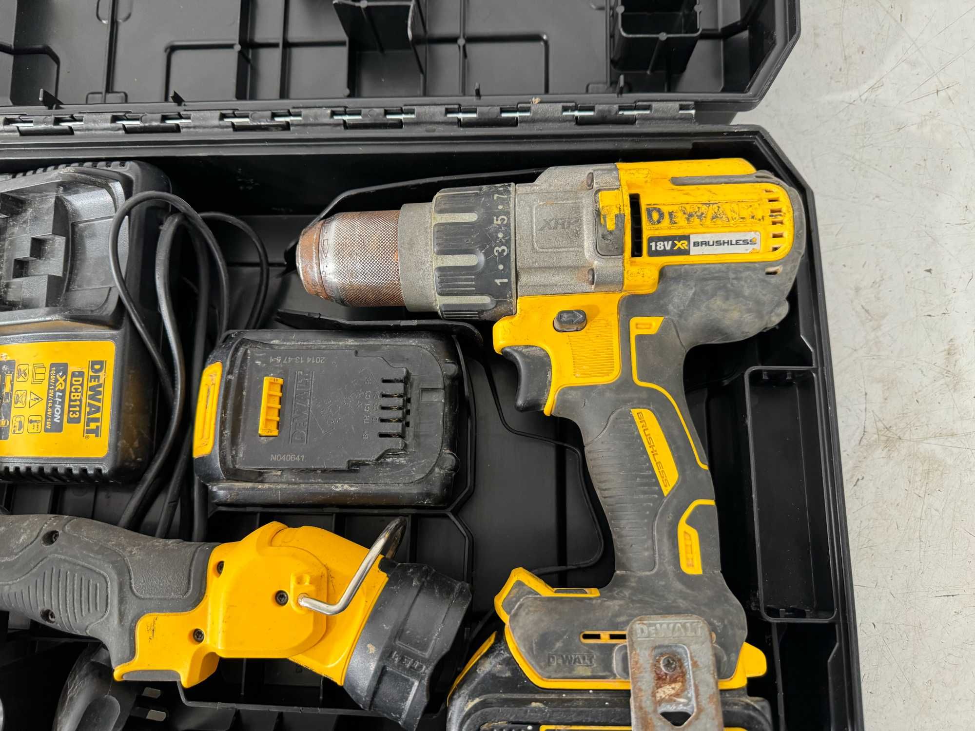 Винтоверт - Dewalt 18 V Brushless