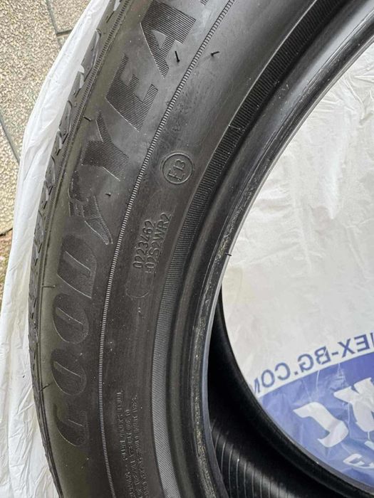 Продавам летни гуми goodyear r19/205/55