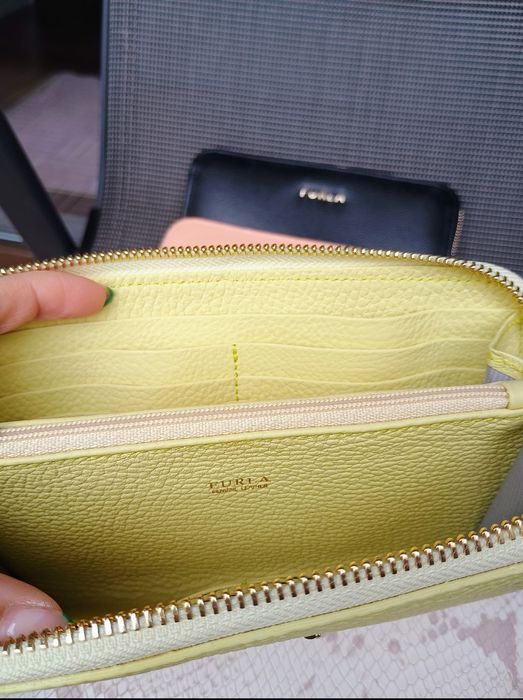 Портмонета Furla голям размер