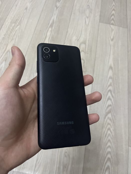 Продам samsung galaxy a03