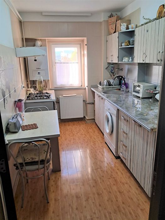 PF, ideal locuință sau investiție: 3 camere, 2 băi in Marasti, Expo