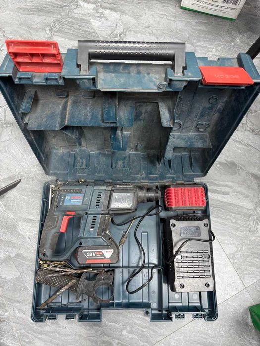 Перфоратор Bosch( 765605 г. Кокшетау, ул. Абая 128, 21)