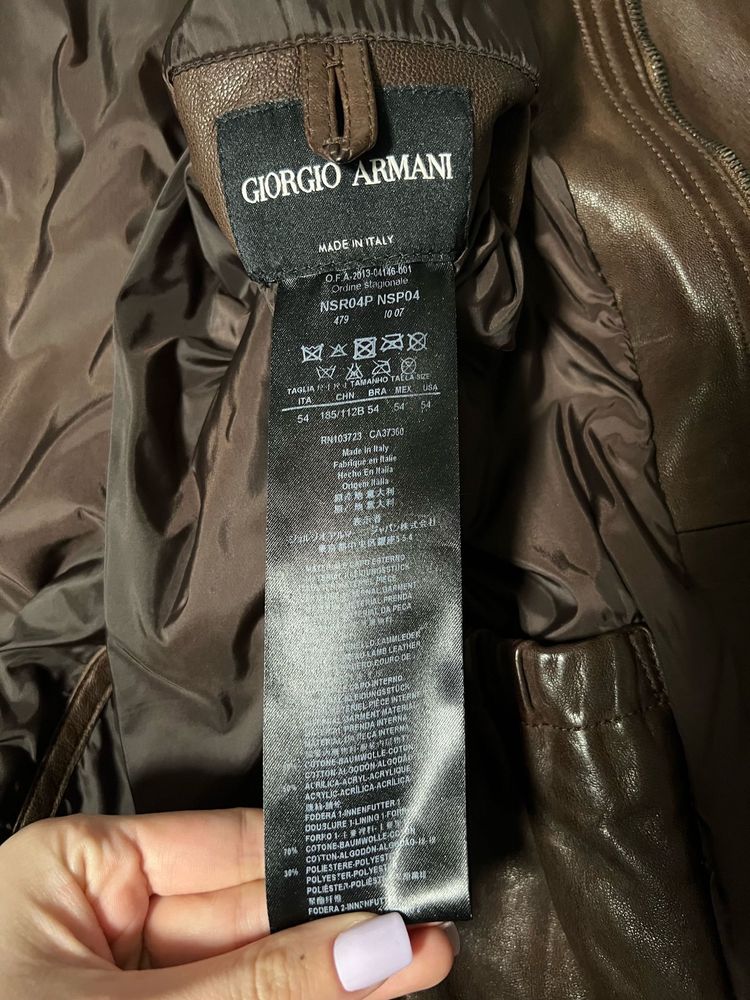 Geaca de piele Giorgio Armani originala, vintage, Made in Italy