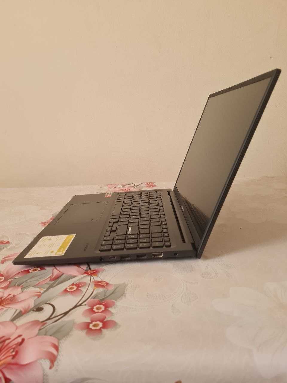 Asus Vivobook 16