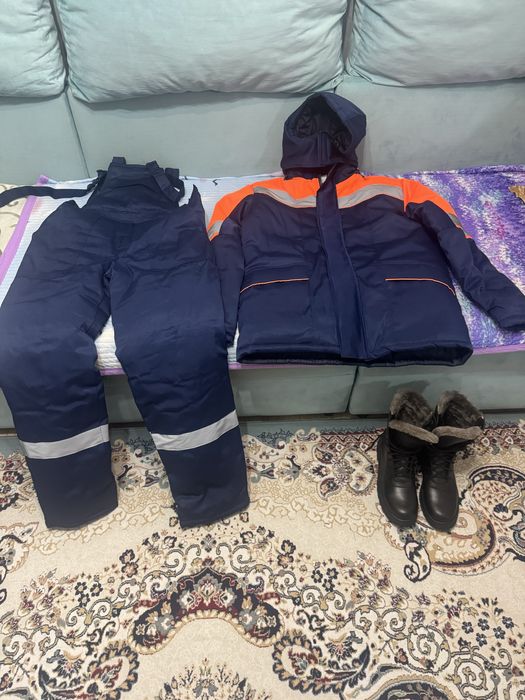 Продам зимнюю спецодежду