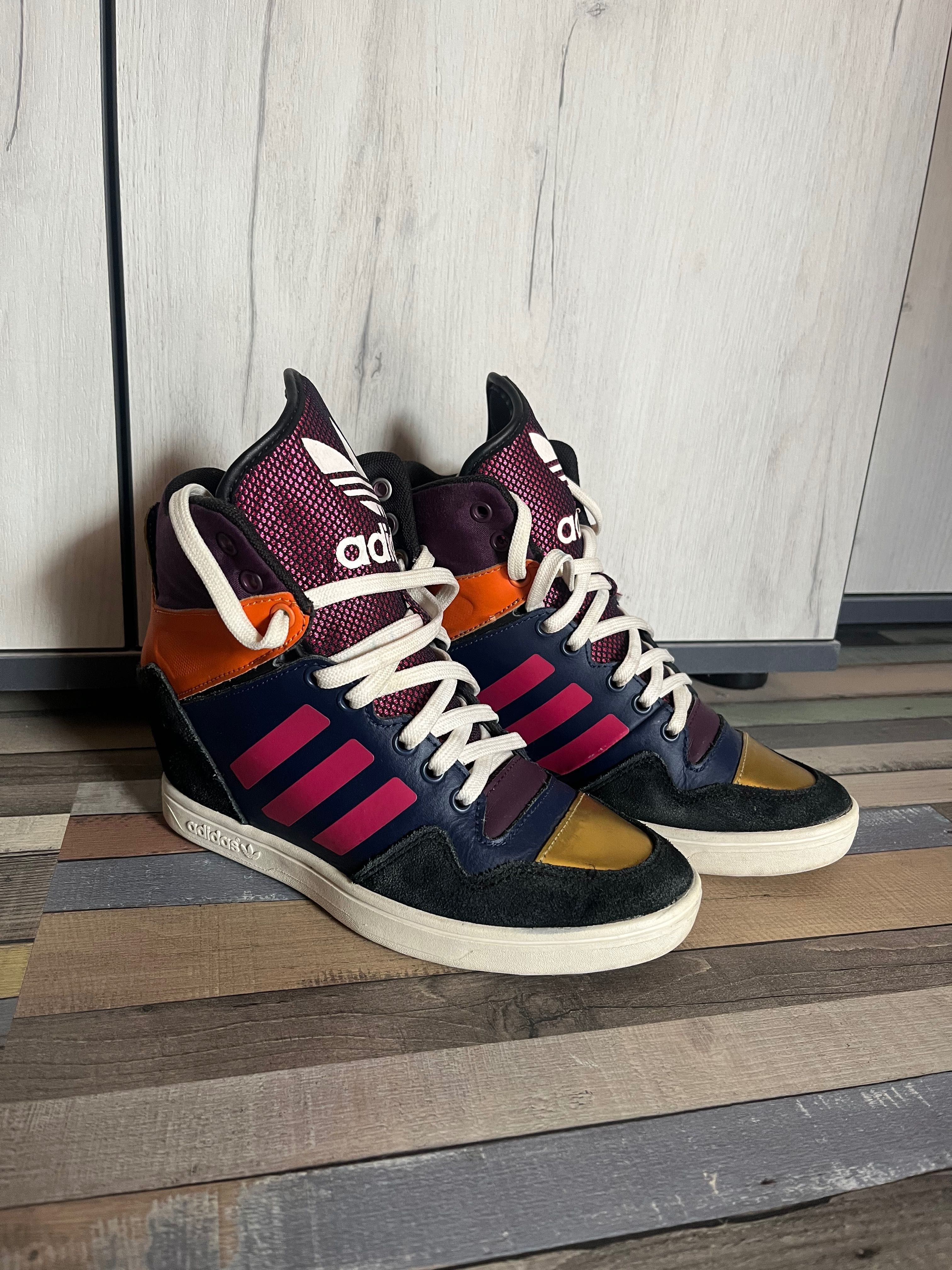 Оригинални платформи Adidas