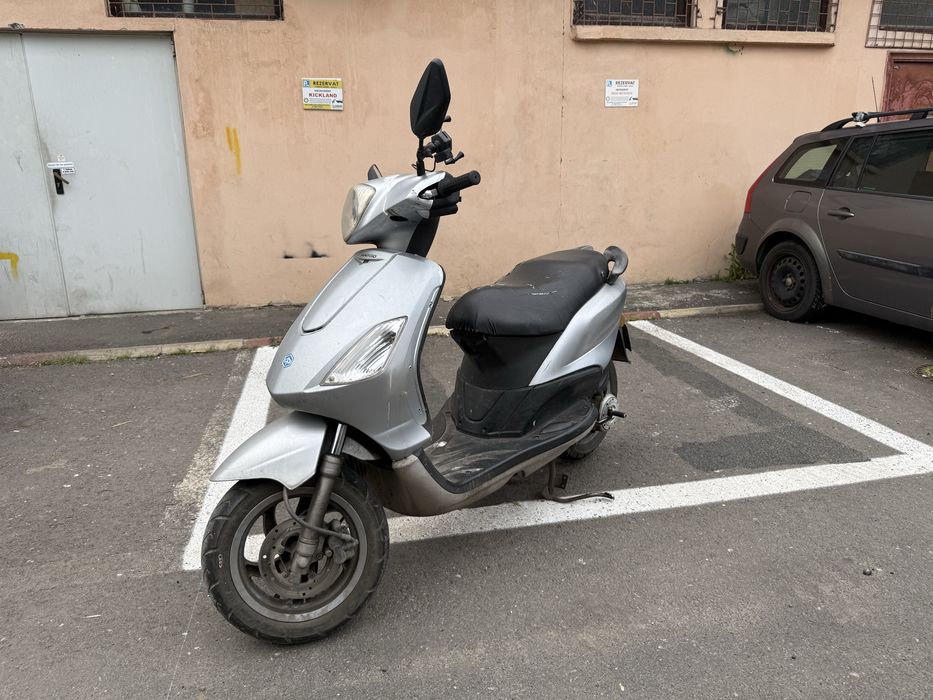 Piaggio Fly 50 4T