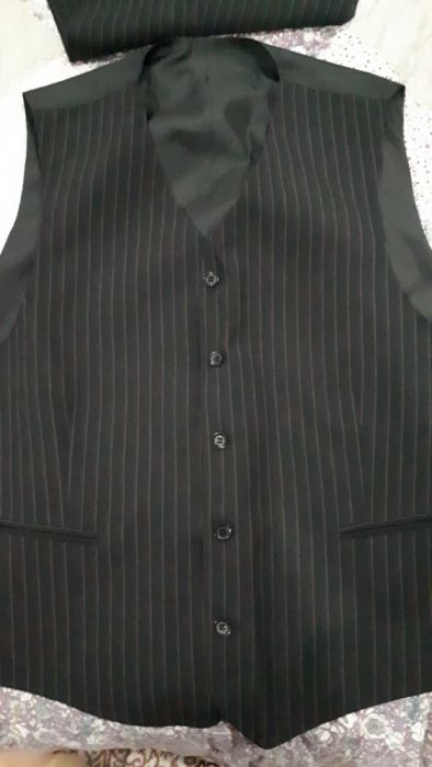 Мужской костюм тройка