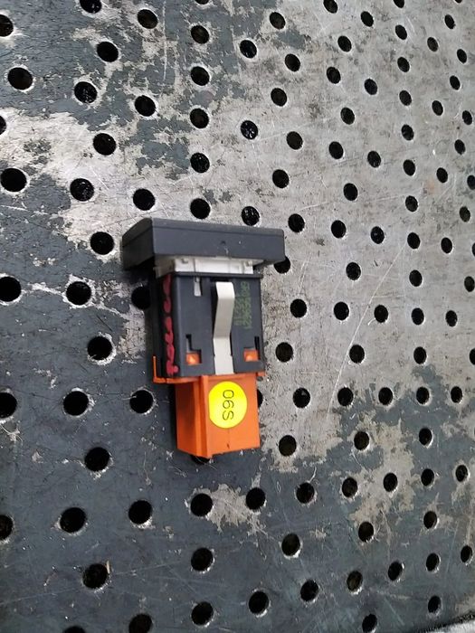 Buton dezaburire luneta vw polo 6r 6r0959621