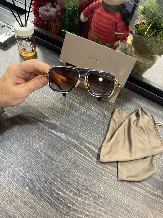 MrsAmanet: ochelari dita