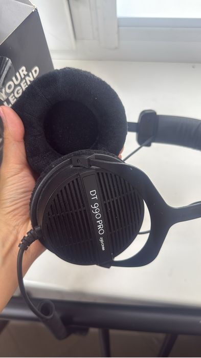 Студийные наушники  beyerdynamic dt 990 pro (250 Ohm)