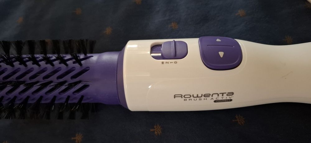 Perie rotativă de păr Rowenta