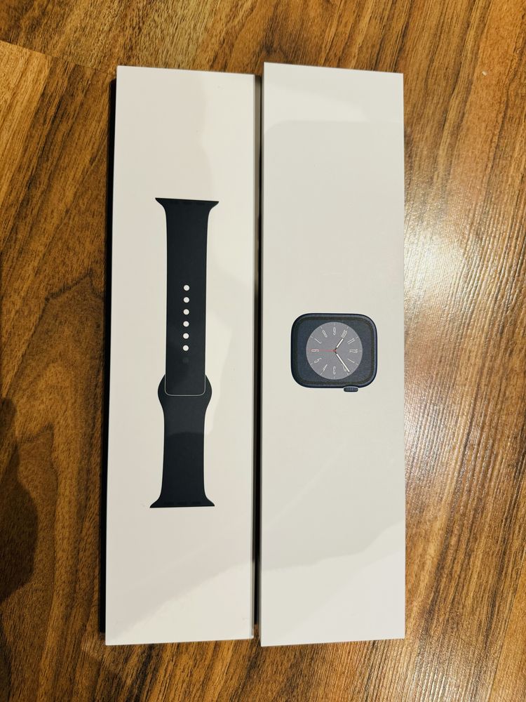 iWatch series 8 45mm