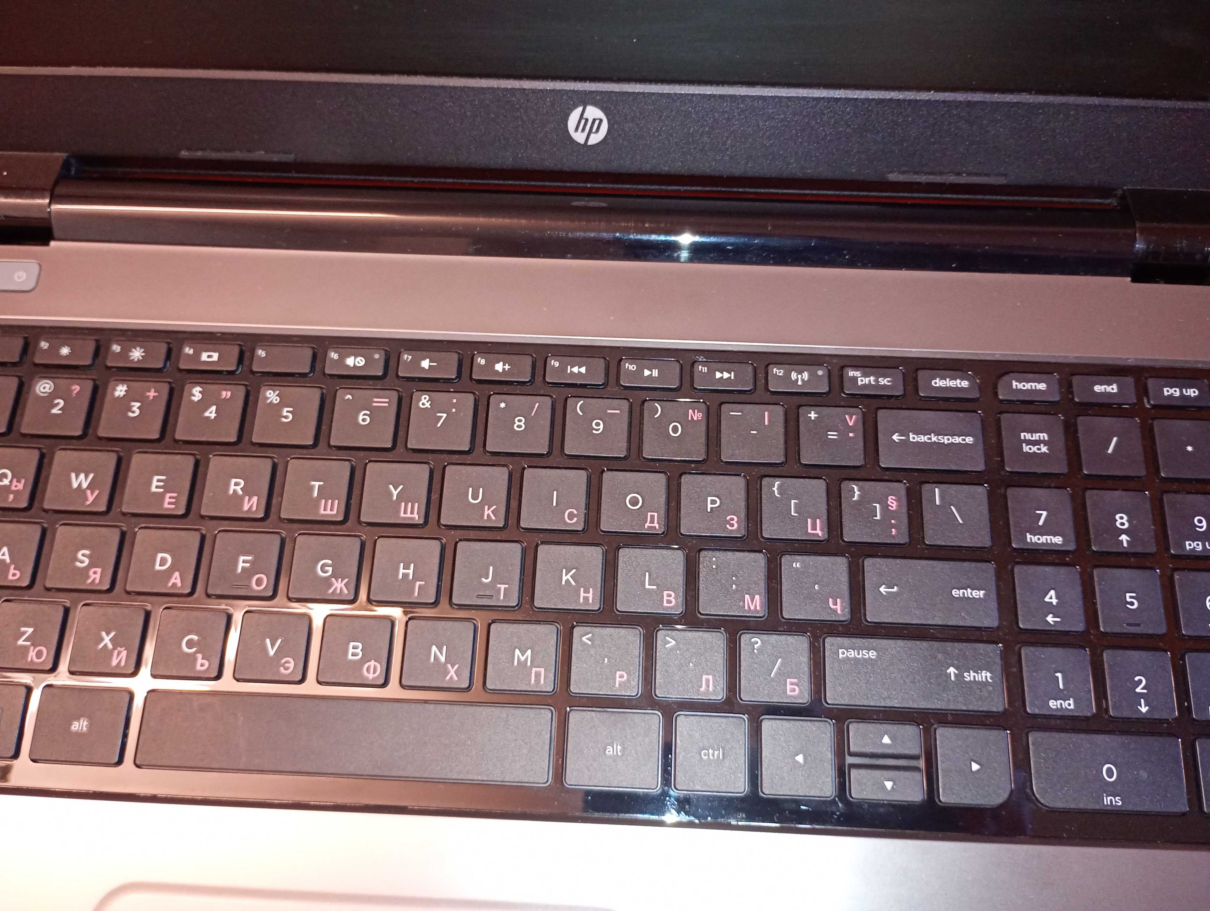Лаптоп HP 255 G3 неразличим от нов