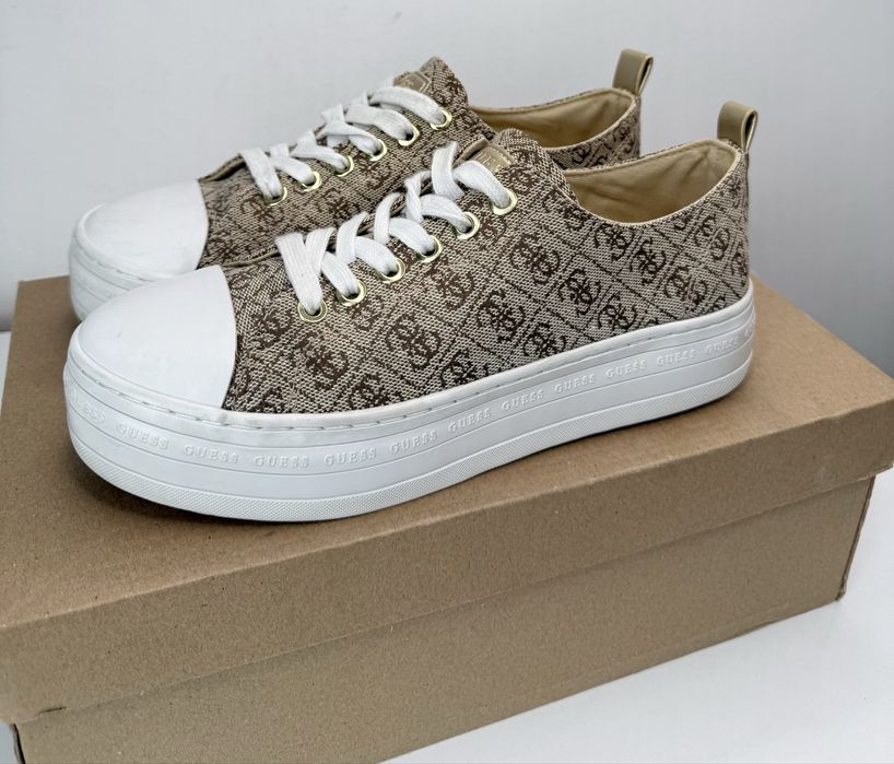 Guess Brigs 4G  ( 37) Маратонки за бягане