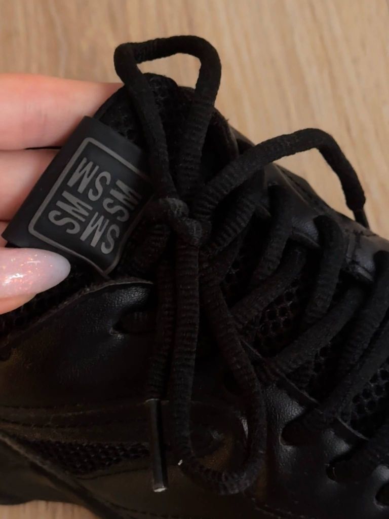 Маратонки Steve Madden номер 40