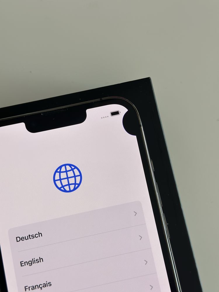 Iphone 13 pro 128 gb- с подарък оригинален калъф